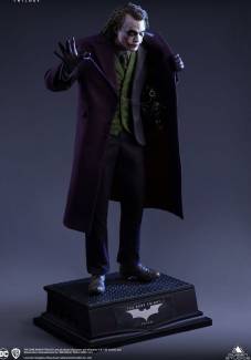 Queen Studios The Dark Knight Heath Ledger Joker 1:4 Scale Collectible Statue