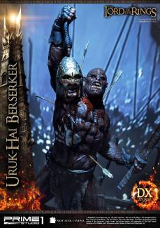 The Lord of the Rings: The Two Tower (Film) Uruk-Hai Berserker Deluxe Version